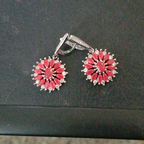 Ruby earrings - Picture 3 of 3